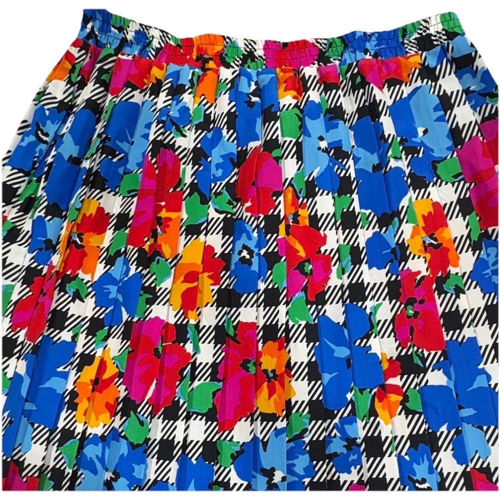 Pleated Floral Plaid Maxi Skirt in Blue, Pink & Green - Picture 3 of 7